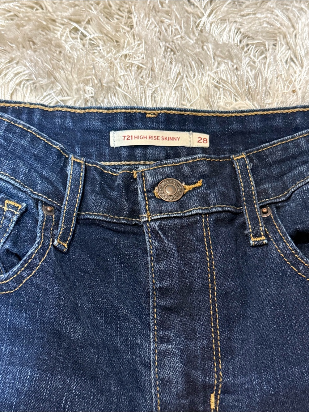 Levi’s High Waisted Distressed Jean Skinny Dark Wash Size 28 - Picture 11 of 15